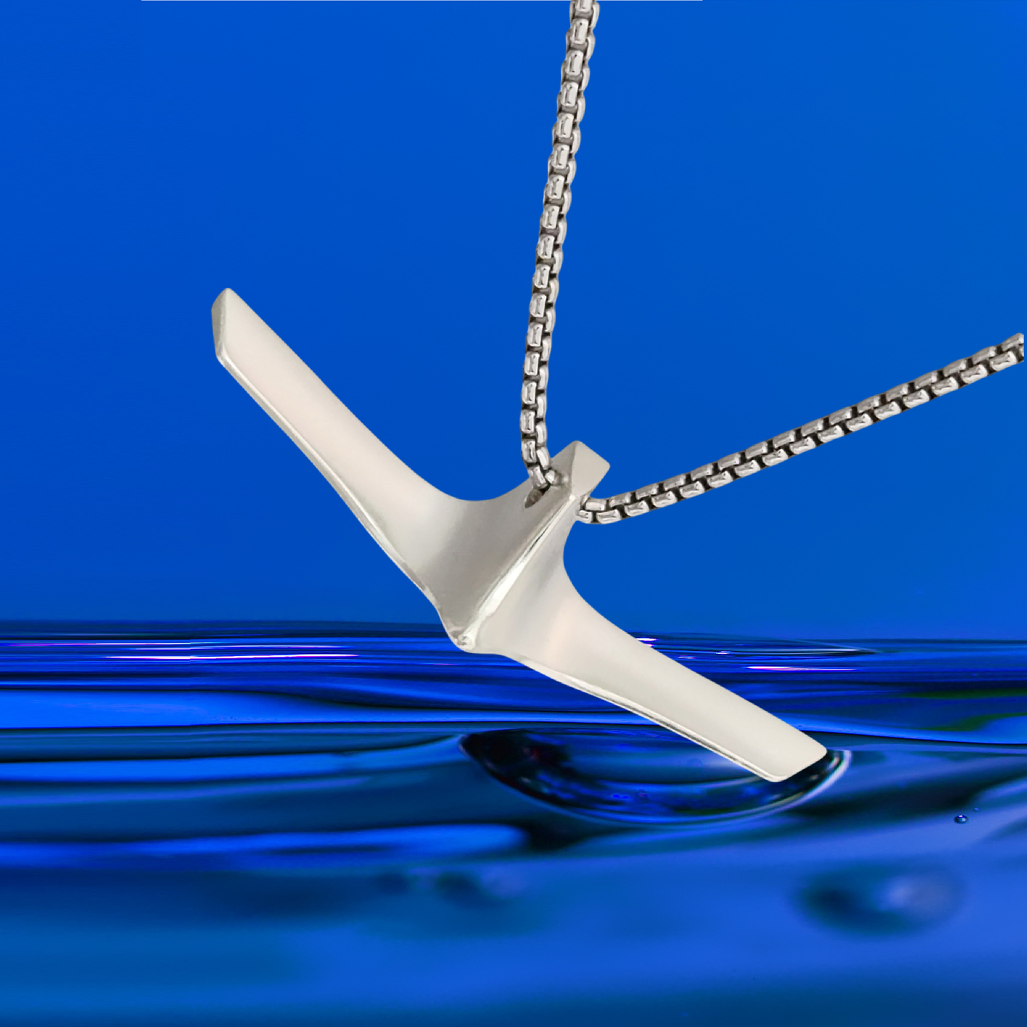 The Edge Foil Pendant 2024