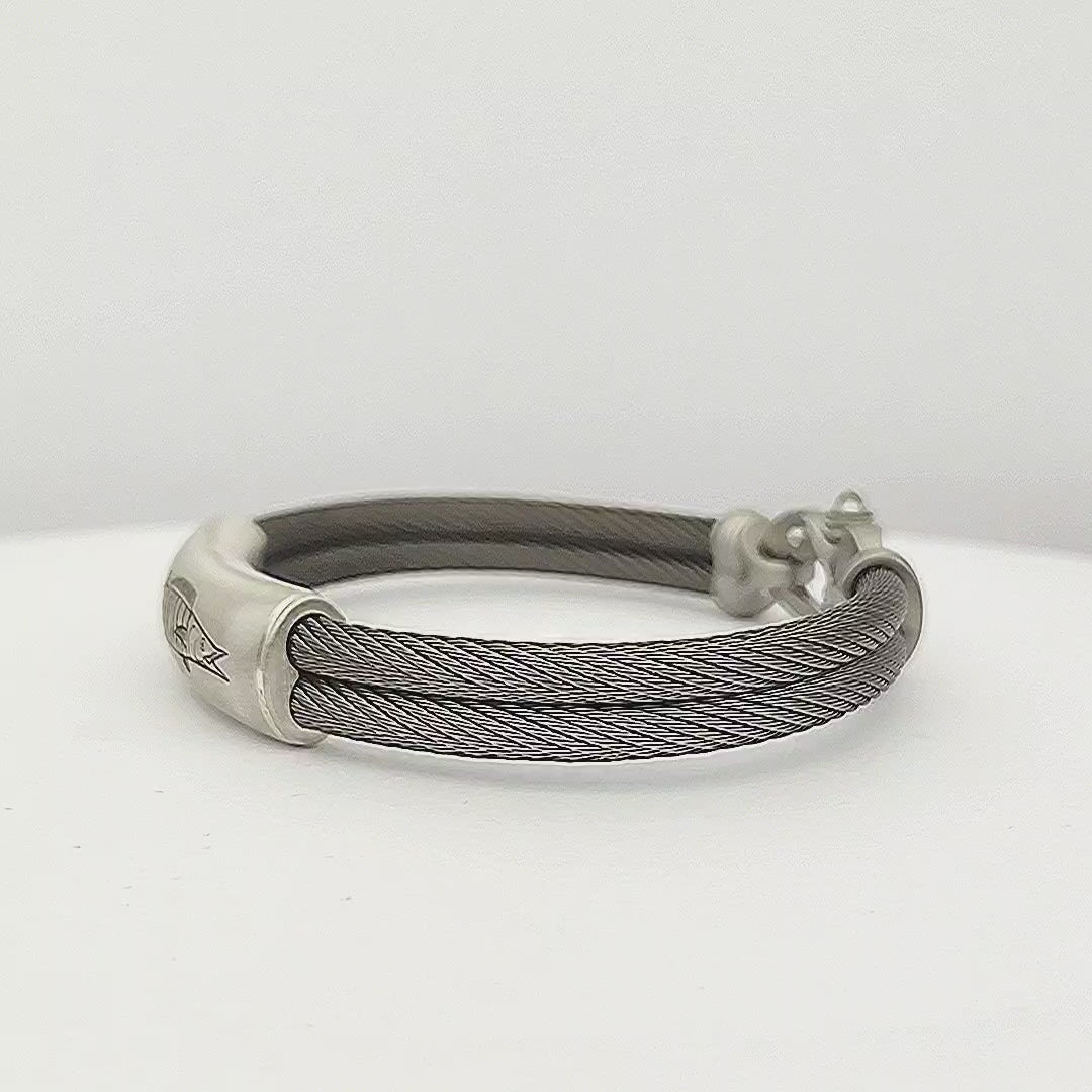 Live Wire 4.5mm Double Cable Bracelet with Silver Wahoo